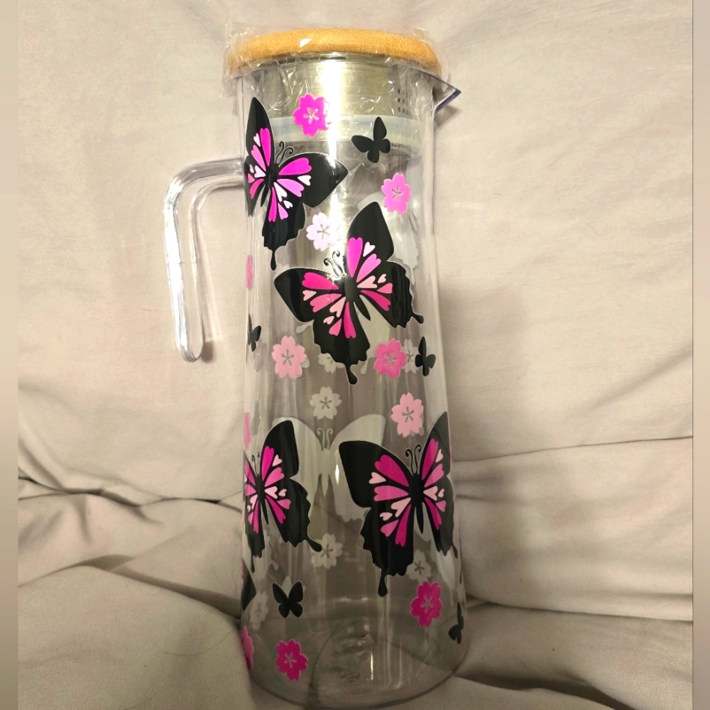 Pitcher for drinks